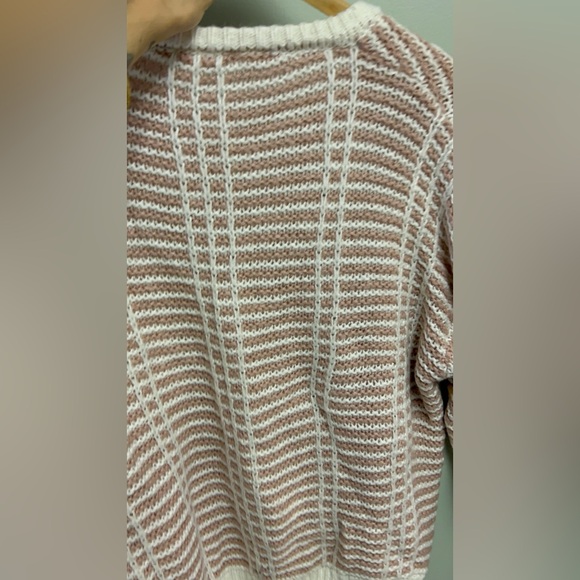 Oversized Sweater - Picture 8 of 8